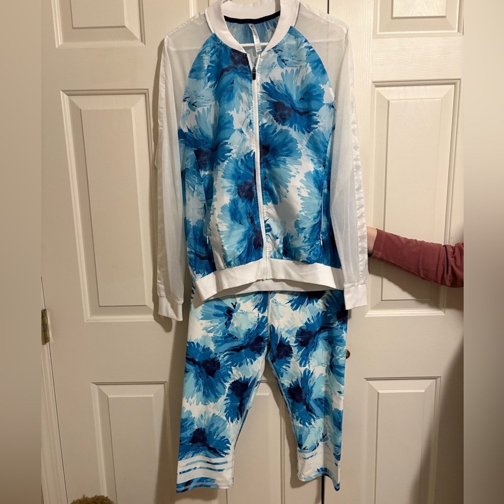 Fabletics Atlanta Floral Mesh Bomber Windbreaker With Matching Leggings